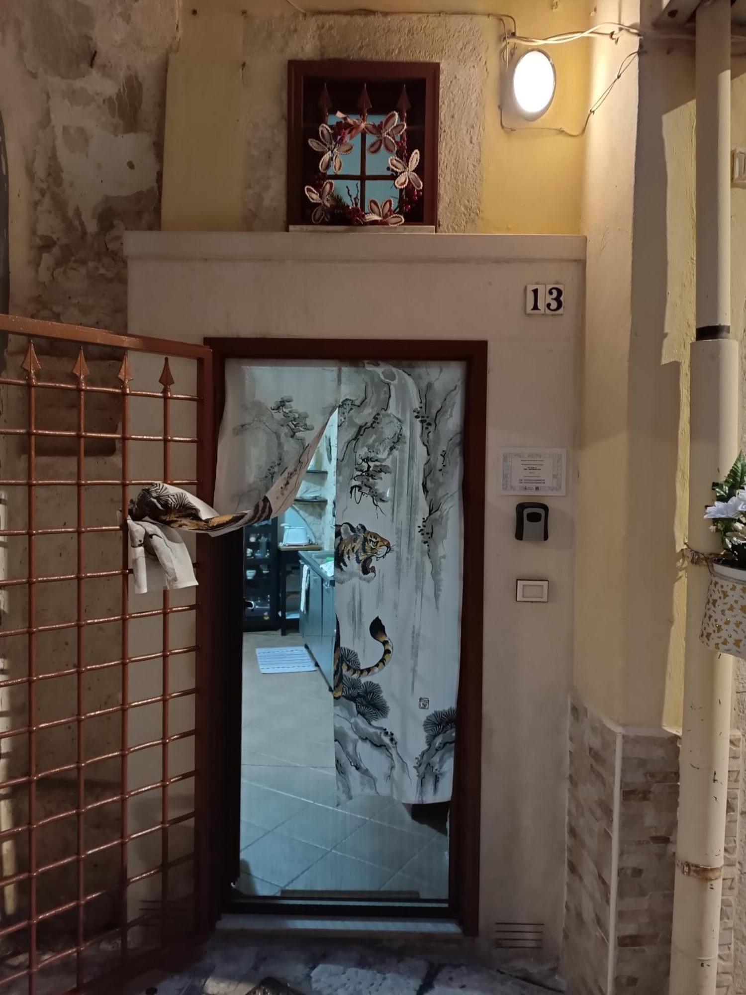 ג'ובינאצו Unique White Stone Studio מראה חיצוני תמונה